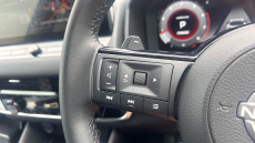 Nissan Qashqai 1.3 DiG-T MH 158 N-Connecta 5dr Xtronic Petrol Hatchback